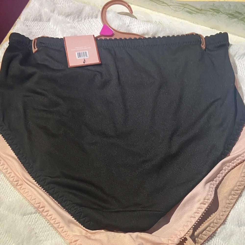 Lace Trimmed Women's Panties - Tan